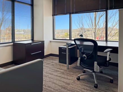 Image 4 of Regus - Liberty 1 - W. Park Place - Milwaukee - WI