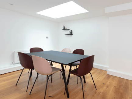 Image 2 of WorkPad (Managed 284 sqft) - 54 South Molton Street, W1 - Mayfair