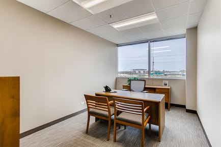 Image 4 of Office Evolution - 2300 Barrington Rd, Hoffman Estates
