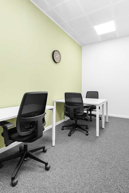 Image 8 of IWG (Regus) 18 Guildford Business Park Road, GU2 - Guildford