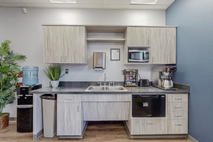 Image 6 of Regus - 6300 Riverside Plaza North West, 87120 - Albuquerque, NM