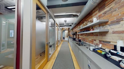 Image 3 of iQ Offices - 140 Yonge Street - Toronto - ON