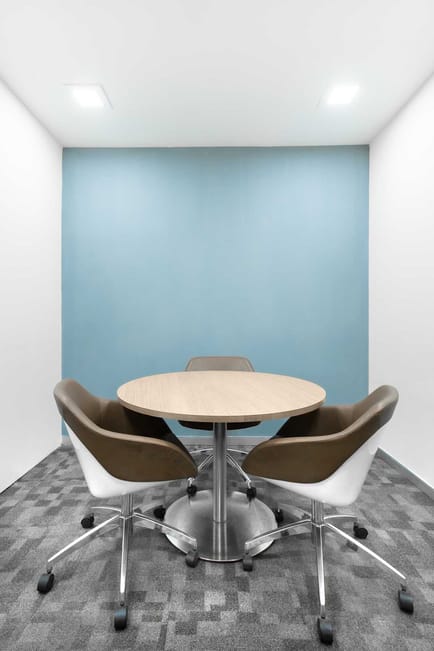 Image 3 of Regus - Shyamala Tower - Arcot Road - Saligramam -  Chennai