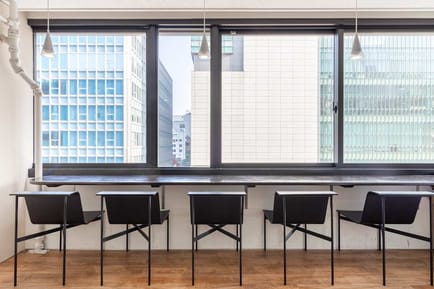 Image 9 of Regus - Nihonbashi Central (Open Office) - Toyo Building - 1-2-10 Nihonbashi - Chuo-ku - Tokyo