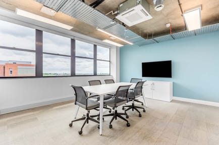 Image 8 of IWG (Regus) - The Grange - 100 High Street, N14 - Southgate