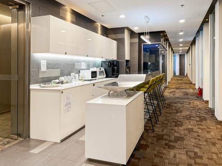 Image 14 of Regus - Nanjing Jinling - Asia Pacific Tower - Hanzhong Road - Gulou District - Nanjing