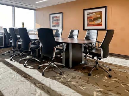 Image 3 of Regus - Sun Life - 3250 Bloor Street - Etobicoke - Toronto - ON