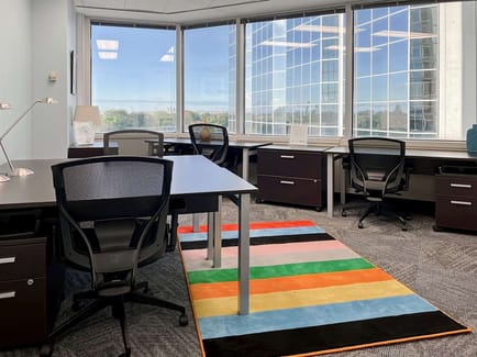 Image 4 of Regus - Sun Life - 3250 Bloor Street - Etobicoke - Toronto - ON