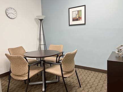 Image 8 of Regus - Sun Life - 3250 Bloor Street - Etobicoke - Toronto - ON