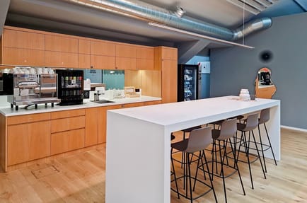 Image 11 of Regus - The World Trade Center - 95 Leutschenbachstrasse - Zurich