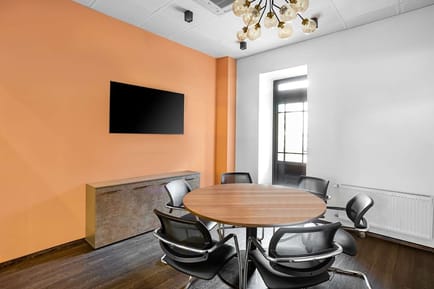 Image 3 of Regus - Podil Heritage - 28 Verhniy Val str Podil Heritage Centre - Kiev