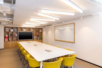Image 2 of IWG (Regus) - 8 Queen's Road East - Wan Chai - Hong Kong
