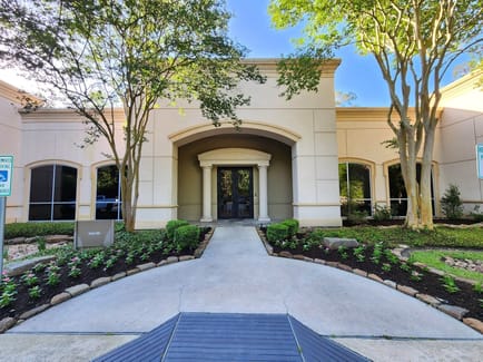 Image 1 of The Woodlands Office Suites - 1095 Evergreen Circle - The Woodlands - TX
