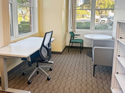 Image 4 of Regus - Ladera Corporate Terrace - 999 Corporate Drive - Ladera Ranch - CA