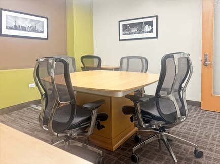 Image 9 of Regus - Village Center - Burr Ridge Parkway - Burr Ridge - IL