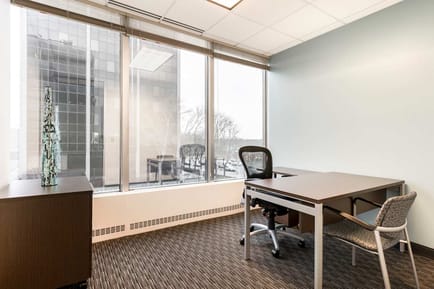 Image 4 of Regus - 411 Continental Plaza - Hackensack Avenue - Hackensack - NJ