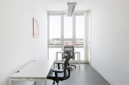 Image 9 of Regus - Garibaldi Center - Corso Novara 10 - Naples