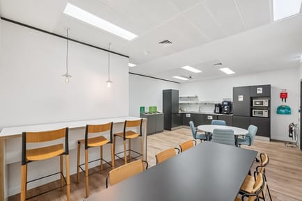 Image 14 of Scale Space - 58 Wood Lane, W12 7RZ - White City