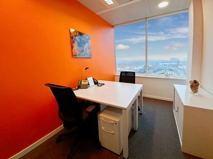Image 4 of Regus - Bridge Building - Charles-Quint avenue - Berchem-Sainte-Agathe - Brussels