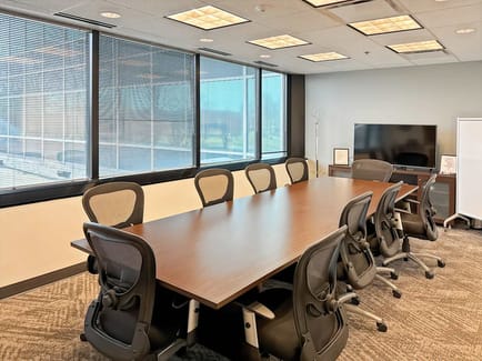 Image 3 of Regus - Illinois Downers Grove Executive Towers West - 1431 Opus Place - Downers Grove - IL