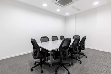 Image 2 of Regus - Shatti Al Qurum - Bait Mahmiyat Building - Shatti Al Qurum - Muscat