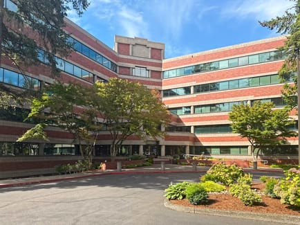 Image 1 of Regus - 5 Centerpointe Dr - Lake Oswego