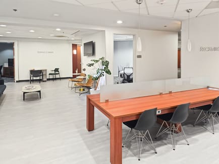 Image 13 of Regus - 5 Centerpointe Dr - Lake Oswego