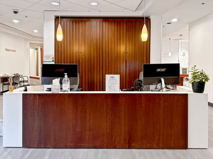 Image 2 of Regus - 5 Centerpointe Dr - Lake Oswego
