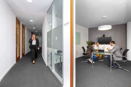 Image 3 of Regus - Koe-Bogen - Koenigsallee 2a - Dusseldorf - Germany