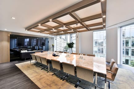 Image 2 of The Argyll Club - Octagon Point - 5 Cheapside, EC2V 6AA - St Pauls