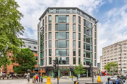 Image 4 of The Argyll Club - Octagon Point - 5 Cheapside, EC2V 6AA - St Pauls