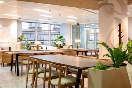 Image 9 of Landmark - 99 Bishopsgate, EC2M 3XD - Bishopsgate