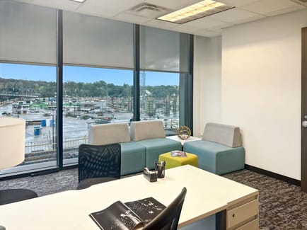 Image 4 of Regus - 1751 River Run - Fort Worth - TX