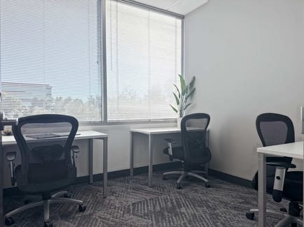 Image 4 of Regus - San Tan Corporate Center II - 3100 West Ray Road - Chandler - AZ