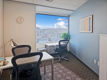 Image 7 of Regus - US Bancorp Tower - 111 S.W. Fifth Avenue - Portland - OR