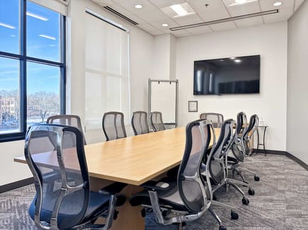 Image 3 of Regus - Main Street Promenade - 50 Main Street - Naperville - IL