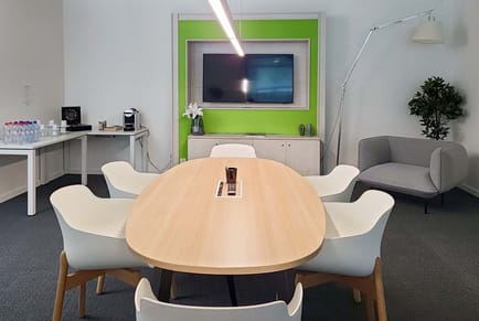 Image 3 of Regus - Kirchberg City Centre - Eolis Square - 26-28 Rue Edward Steichen - Luxembourg