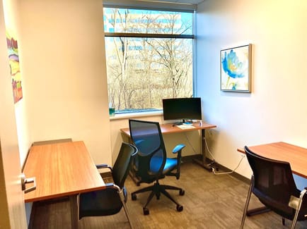 Image 3 of Office Evolution - 2 Burlington Woods Dr. - Burlington, MA