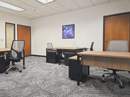Image 12 of Regus - 8215 SW Tualatin-Sherwood Road - Tualatin - OR