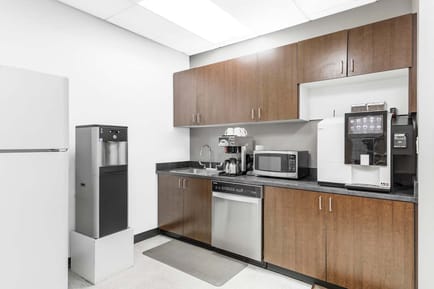 Image 6 of Regus - Corporate Center - 11335 NE 122nd - Kirkland - WA