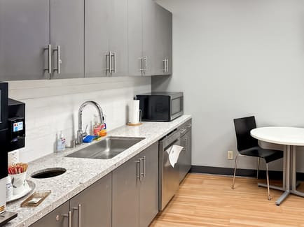 Image 10 of Regus - Topa Financial Center - 300 East Esplanade Drive - Oxnard - CA