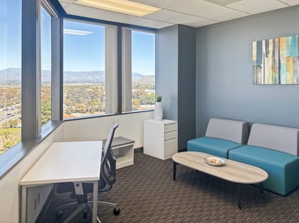Image 3 of Regus - Topa Financial Center - 300 East Esplanade Drive - Oxnard - CA