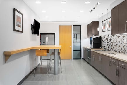 Image 7 of Regus - 101 W Big Beaver Rd - Troy, MI