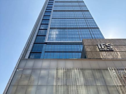 Image 2 of Regus - Chengdu IFS - 1 Hongxing Road Section 3 - Jinjiang District - Sichuan Province - Chengdu