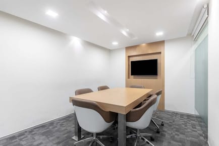 Image 3 of Regus - Indore DNR - 569/3 MG Road - Indore