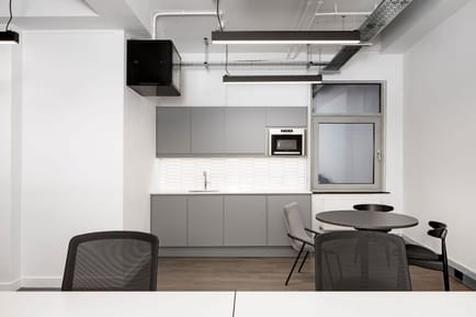 Image 6 of Metspace (720 sqft) - Adler House - 35-36 Eagle Street, WC1 - High Holborn