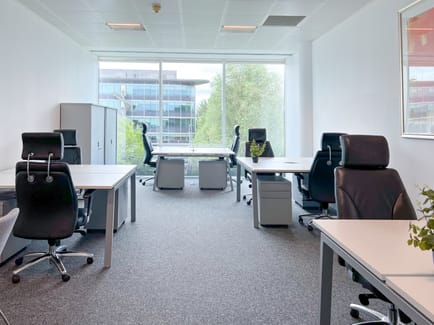 Image 2 of Landmark - 450 Brook Drive, RG2 6UU - Reading
