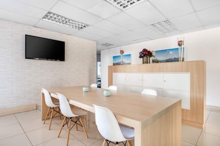 Image 5 of Regus - Bryanston - Cedarwood House - 33 Ballyclare Dr - Johannesburg