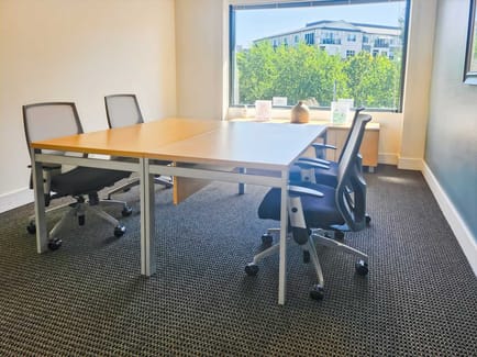 Image 10 of Regus - River Park Center Executive Suites - SE Spokane St - Portland