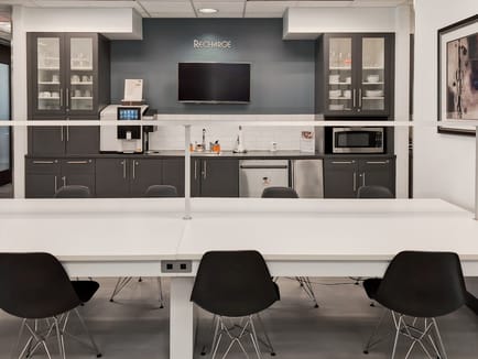 Image 6 of Regus - Wells Fargo Center - 100 S. Ashley Drive - Tampa - FL